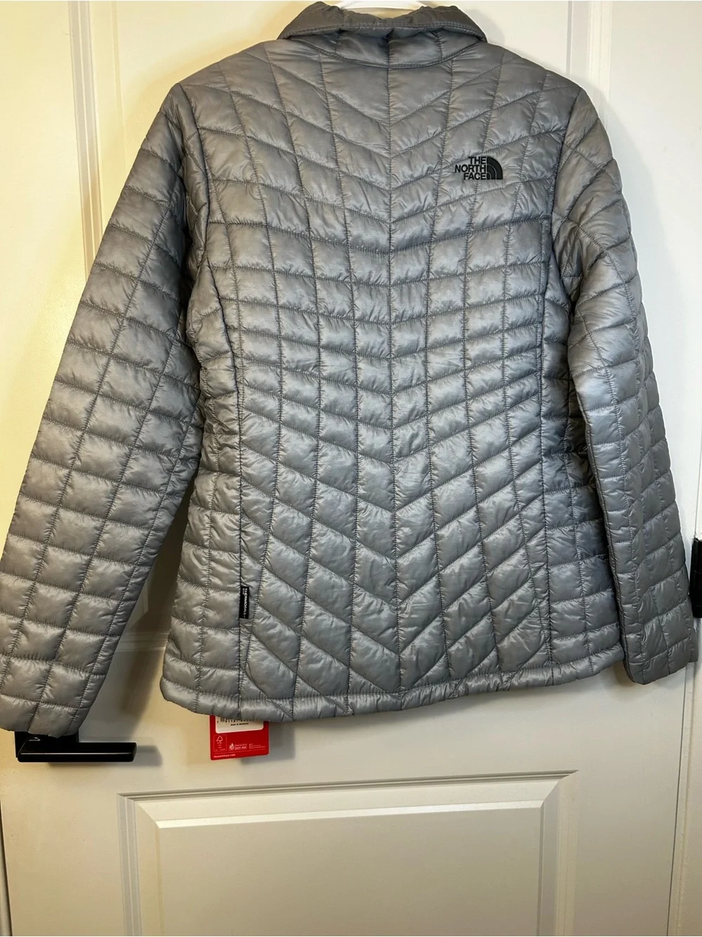 The North Face ThermoBall Trekker Jacket Grey Womens M New St Jude Hero Puffer